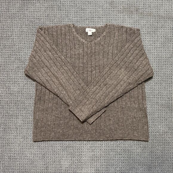 J.Crew Vintage 100% Wool Knit Sweater Women's Size Medium V-Neck Hong Kong - Picture 3 of 8
